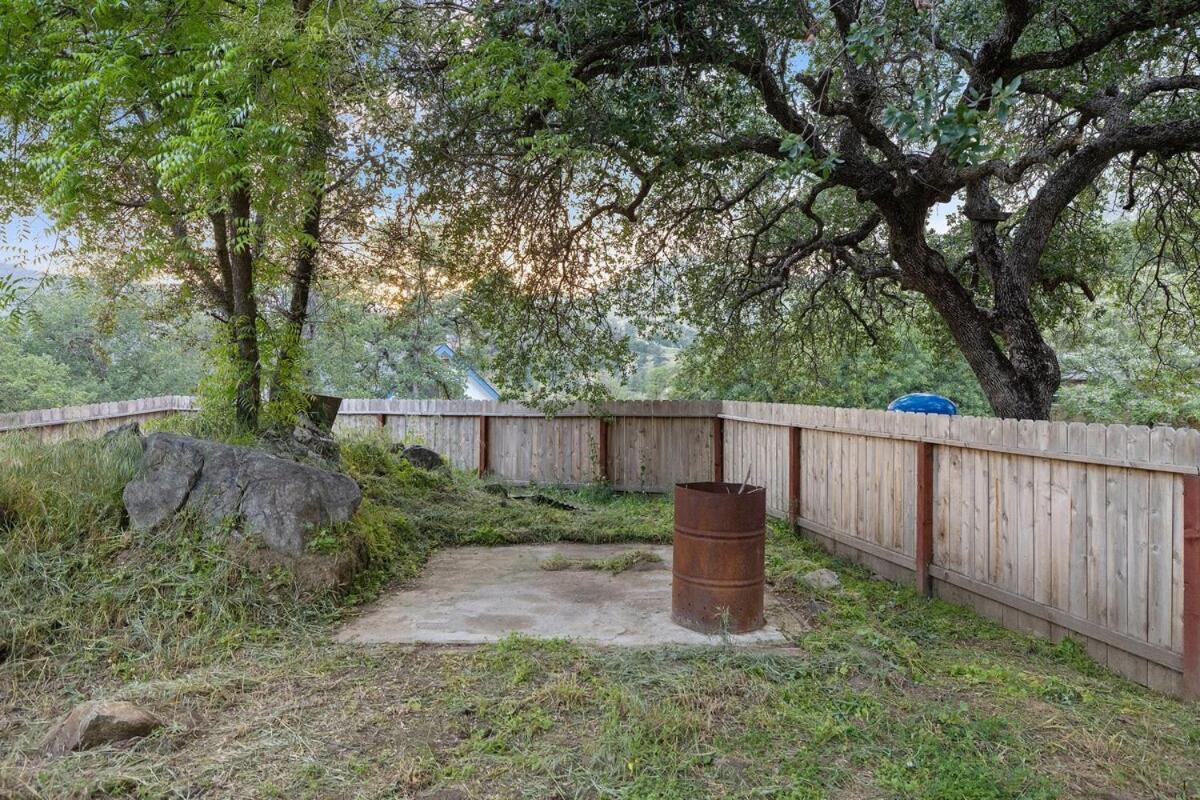 3B Hot Tub, 4Mi From Sequoia, Arcade Games, Foosball Три-Риверс Экстерьер фото